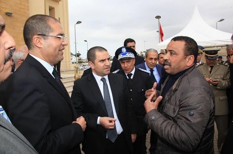 شرطييهددبالانتحار